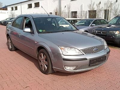 Usata Ford Mondeo Futura 145 CV (106 kW) 2007 Grigio Berlina