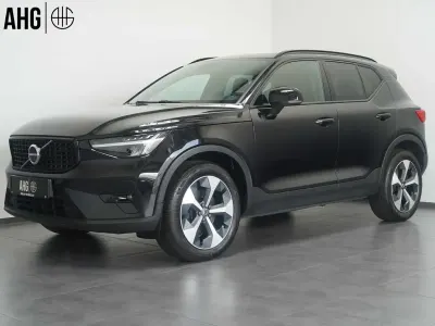 Gebraucht Volvo XC40 Ultimate 197 PS (144 kW) 2023 Onyx black / metallic SUV