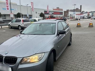 Gebraucht BMW 318 Sport Line 143 PS (105 kW) 2008 Grau Limousine