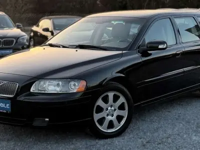 Używany Volvo V70 163 KM (119 kW) 2007 Czarny Kombi