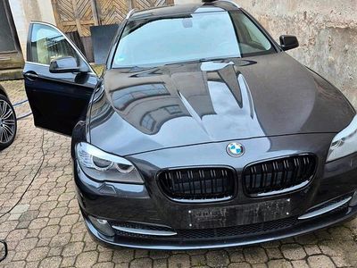Gebraucht BMW 520 184 PS (135 kW) 2012 Grau Limousine