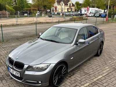 gebraucht BMW 320 E90 D 184PS Automatik Keyless Go Xenon 19 Zoll Leder