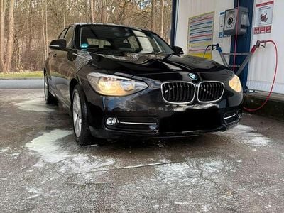 Gebraucht BMW 118 Sport Line 143 PS (105 kW) 2013 Schwarz Kleinwagen