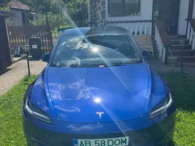 Gebraucht Tesla Model 3 RWD 208 kW (283 PS) 2023 Blau Limousine