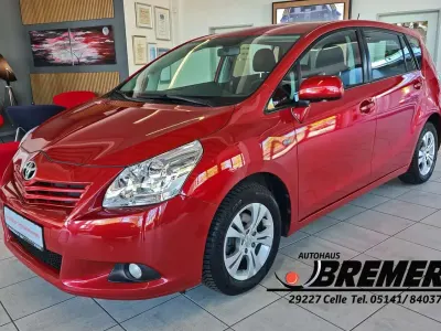 Brugt Toyota Verso 132 HK (97 kW) 2009 Rød MPV