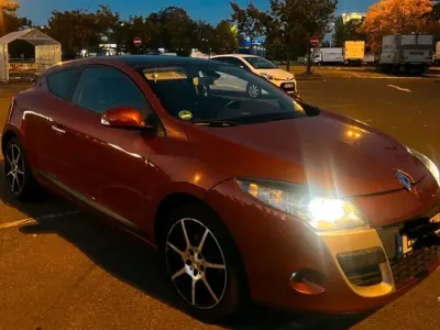 Gebraucht Renault Mégane III 180 PS (132 kW) 2009 Orange Coupé
