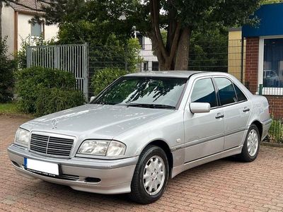 Mercedes C200