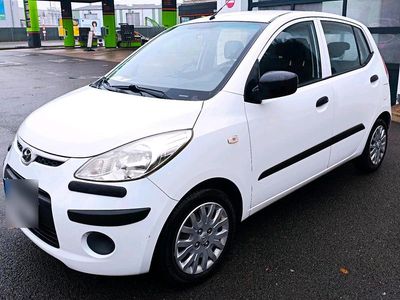 Weiß Gebraucht 2010 Hyundai i10 Kleinwagen | 3.299 € (Etwas zu teuer)