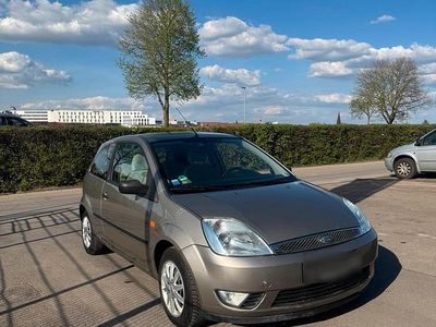 Second-hand Ford Fiesta 100 CP (73 kW) 2004 Hatchback