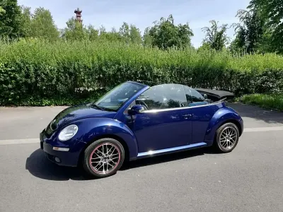 Gebraucht VW New Beetle Cabriolet 102 PS (75 kW) 2006 Blau Cabrio
