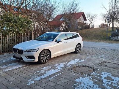 Second-hand Volvo V60 Inscription 390 CP (286 kW) 2020 Alb Break