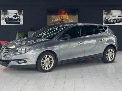 Gebraucht Lancia Delta 120 PS (88 kW) 2008 Grau Kleinwagen