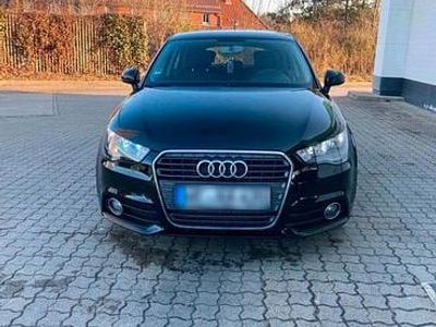 Begagnad Audi A1 90 HK (66 kW) 2013 Svart Halvkombi