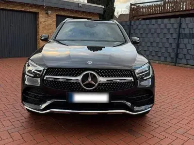 Używany Mercedes GLC400d AMG 330 KM (242 kW) 2019 Szary SUV