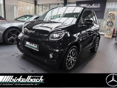 Schwarz Gebraucht 2021 Smart ForTwo Electric Drive Exclusive Cabrio | 14.800 € (Fairer Preis)