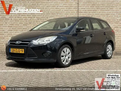 Gebraucht Ford Focus Trend 105 PS (77 kW) 2012 Schwarz Kombi