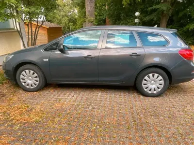 Gebraucht Opel Astra Eco 110 PS (80 kW) 2014 Kombi