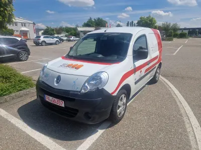 Gebraucht Renault Kangoo 44 kW (60 PS) 2011 Weiß Van / Kleinbus