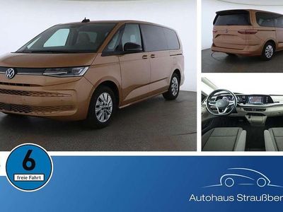 Second-hand VW T7 Life 150 CP (110 kW) 2024 Albastru Van
