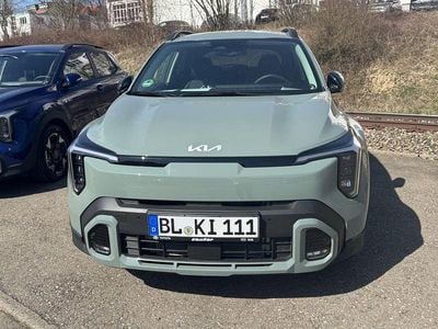 Neu Kia Stonic GT-Line 114 PS (83 kW) 2026 Grün SUV