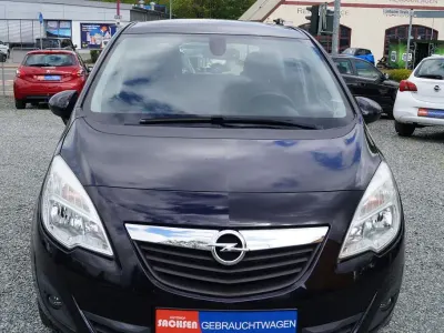 Używany Opel Meriva Edition 101 KM (74 kW) 2010 Czarny Minivan