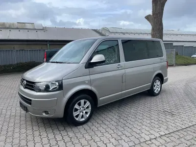 Gebraucht VW Multivan 114 PS (83 kW) 2012 Beige Van / Kleinbus
