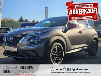 Neu Nissan Juke N-Connecta 143 PS (105 kW) 2025 Grau (dark grey (m), kontrastfarbe: black) SUV