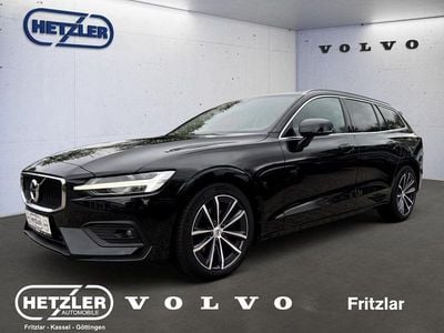 Gebraucht Volvo V60 Momentum 197 PS (144 kW) 2020 Schwarz Kombi