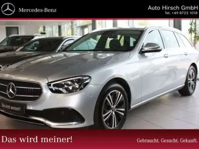 Gebraucht Mercedes E220 Avantgarde 200 PS (147 kW) 2022 Hightechsilbermet. Kombi