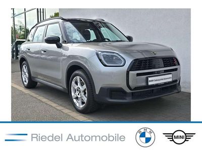 Second-hand Mini Countryman Classic 218 CP (160 kW) 2025 Argintiu SUV