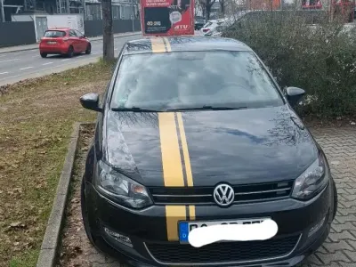 Gebraucht VW Polo 60 PS (44 kW) 2013 Schwarz Kleinwagen