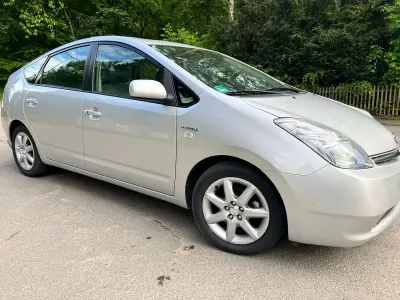 Käytetty Toyota Prius Sol 77 HP (56 kW) 2007 Hopea Viistoperä