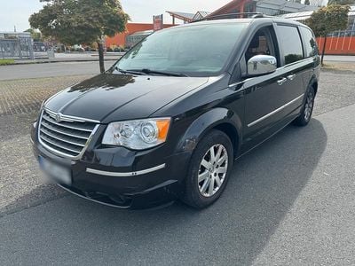 Usata Chrysler Grand Voyager 163 CV (119 kW) 2008 Nero Monovolume