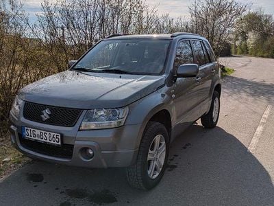Gebraucht Suzuki Grand Vitara 129 PS (94 kW) 2008 Grau SUV