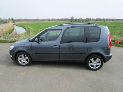 Usata Skoda Roomster Plus Edition 86 CV (63 kW) 2015 Grigio Monovolume