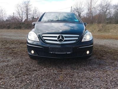 Gebraucht Mercedes B200 136 PS (100 kW) 2008 Schwarz Van / Kleinbus