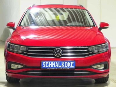 Gebraucht VW Passat Business 122 PS (89 kW) 2023 Tornado red Kombi