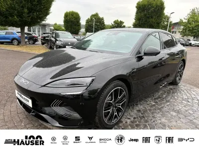 Neu BYD Seal Design 230 kW (313 PS) 2026 Schwarz Limousine
