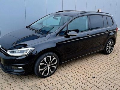 Schwarz Gebraucht 2020 VW Touran Van / Kleinbus | 21.900 € (Superpreis)