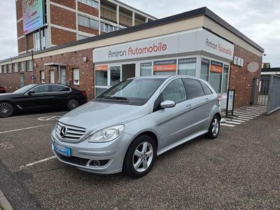 Mercedes B200