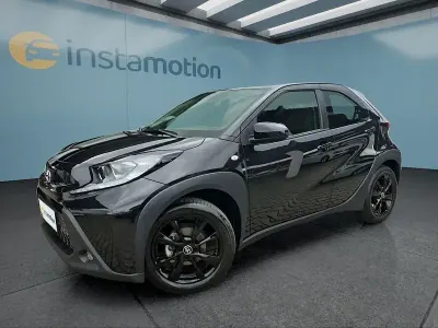 Gebraucht Toyota Aygo X-play 72 PS (52 kW) 2024 Schwarz Kleinwagen