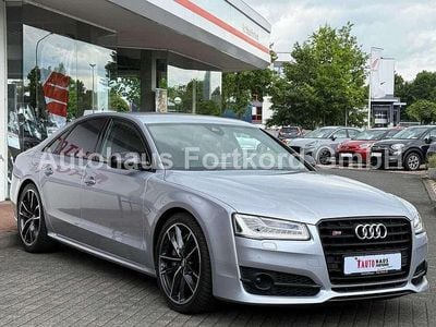 Audi S8 plus