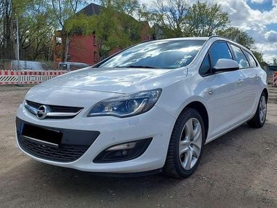Gebraucht Opel Astra 120 PS (88 kW) 2015 Weiß Kombi