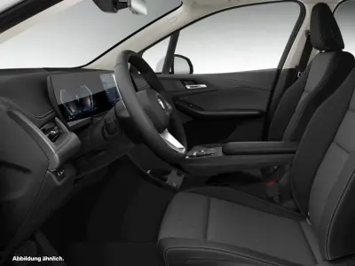 Gebraucht BMW 220 Active Tourer Luxury Line 156 PS (114 kW) 2025 Van / Kleinbus