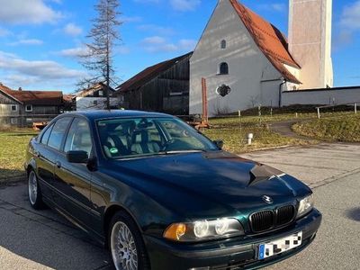 BMW 528