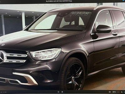 Gebraucht Mercedes GLC220 194 PS (142 kW) 2022 Obsidianschwarz SUV