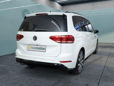 Gebraucht VW Touran Highline 150 PS (110 kW) 2024 Weiß Van / Kleinbus