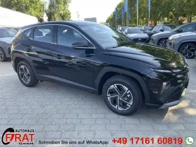 Neu Hyundai Tucson 150 PS (110 kW) 2026 Abyss black SUV
