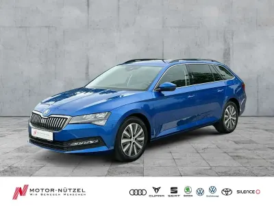Gebraucht Skoda Superb Ambition 200 PS (147 kW) 2023 Blau Kombi