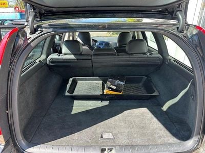 Second-hand Volvo V70 Comfort 140 CP (102 kW) 2002 Negru Break